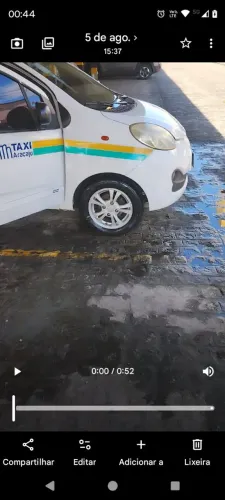 Táxi Disponível ?