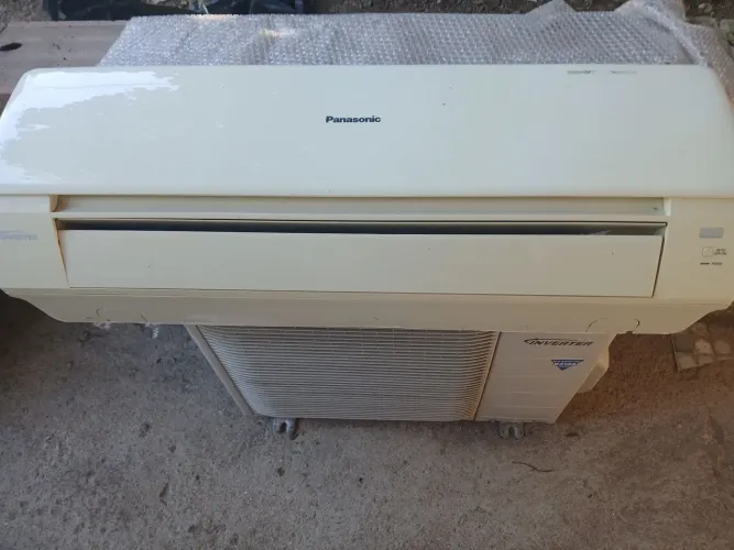 Ar condicionado split inverter Panasonic c/defeito