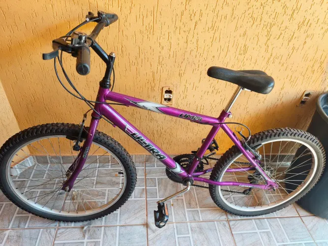 Bicicleta semi nova