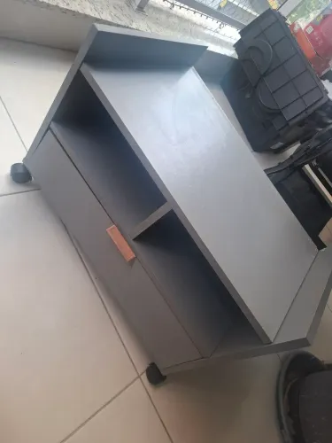 Gabinete Armário organizador com rodinhas