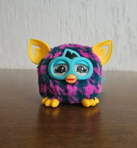 Mini Furby Furbling Hasbro 2013 Pelúcia - Brinquedo Eletrônico