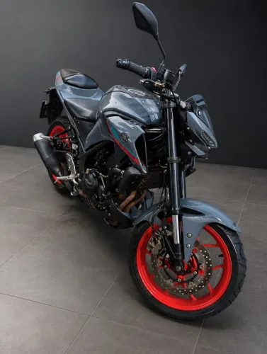 ? YAMAHA MT-03 ABS 2022/2023