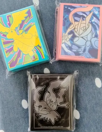 Kit de 3 pacotes de Shields de ETB Pokémon TCG (Greninja, Dragonite e Darkrai)