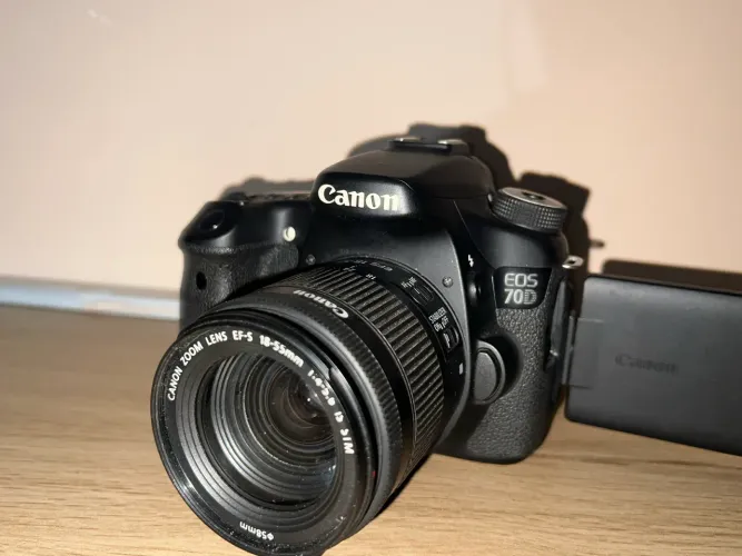 CANON 70D