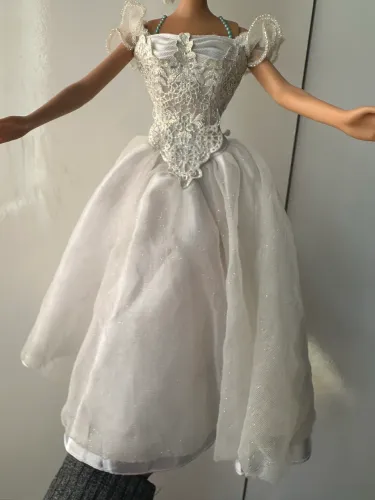 Vestido Barbie noiva mattel