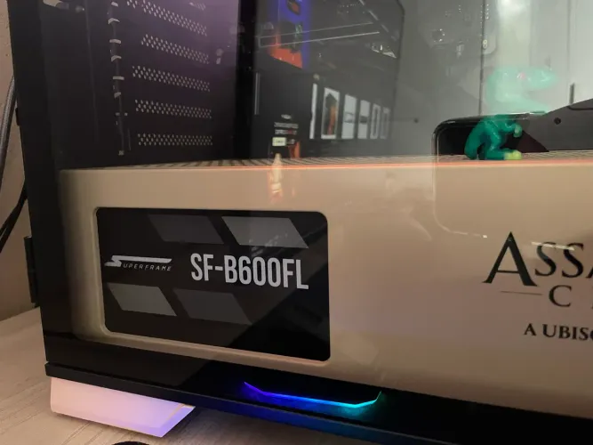 PC GAMER + MONITOR A PARTE
