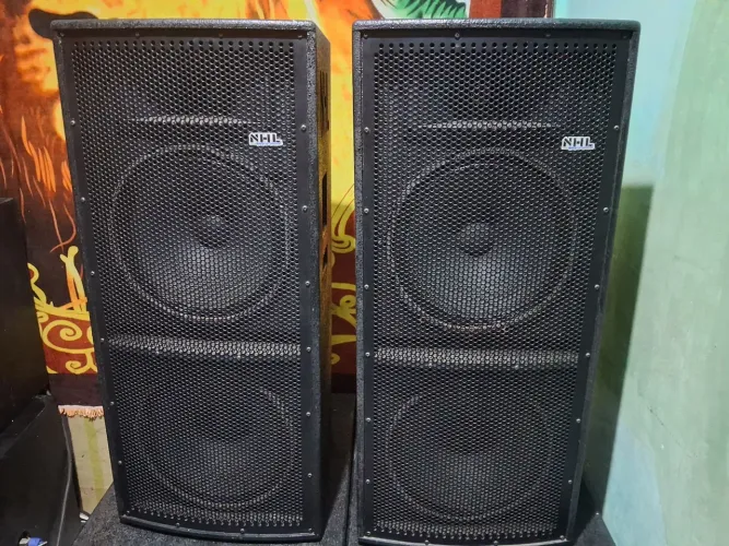 Sistema de som ativa e passiva NHL 3.200 watts rms 2 sub de 18 e duas altas de 12