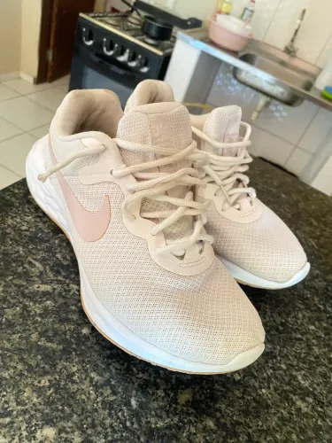 Vendo sapato Nike original TAM 38