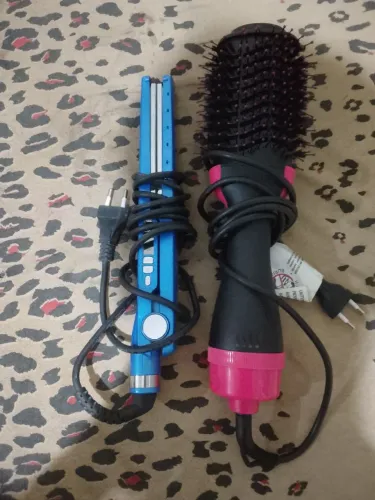 Vendo chapinha e escova secadora de cabelo
