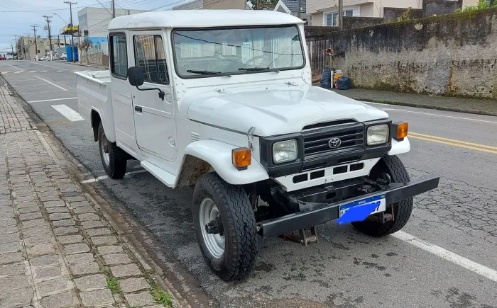 Toyota Band.Picape Chassi Longo Diesel 1996