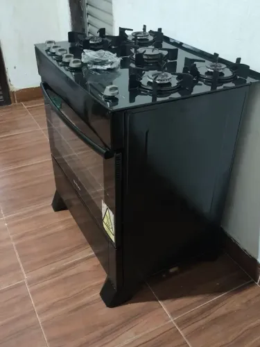 Fogão de 5 bocas mesa a vidro
