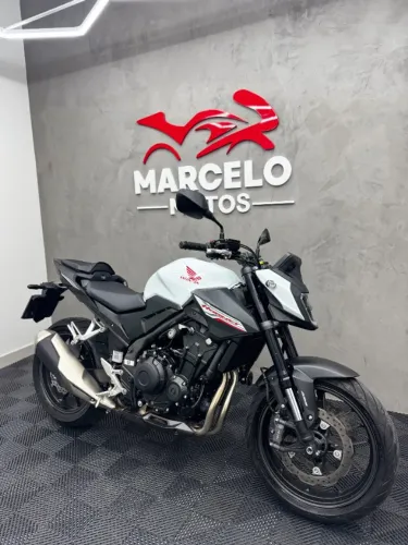 Honda CB 500 HORNET 2026