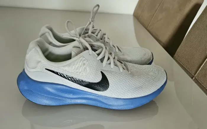 Nike Revolution 7 Usado 41