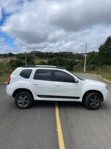 Renault Duster Dynamique 2.0 Hi-flex 16V Aut. 2014
