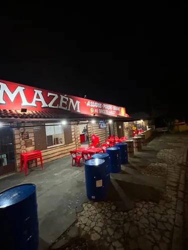? VENDE-SE ARMAZÉM DE ASSADOS E BEBIDAS - PORTEIRA FECHADA