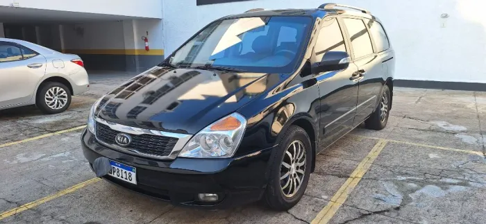 Kia Motors Carnival EX 3.5 V6 24V 276cv Aut. 2013