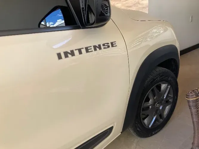 Renault Kwid Intense 1.0 Flex 12V 5P Mec. 2020