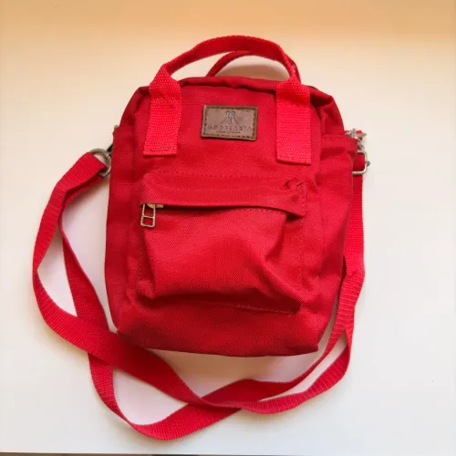 Mochila Mini Square Vermelha Modelaria Sp