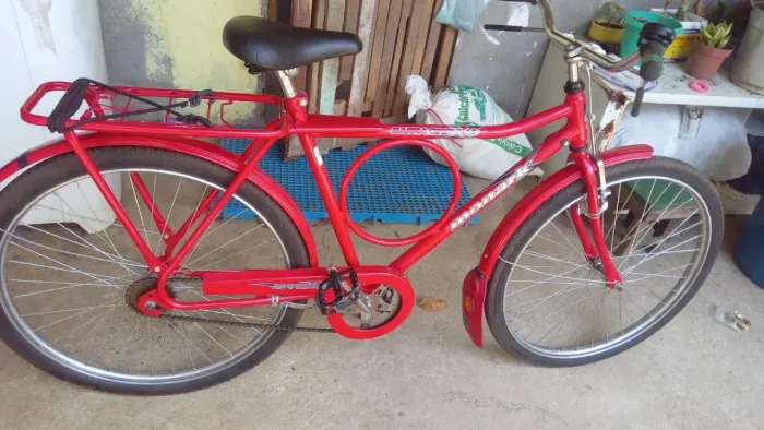 VENDE-SE BICICLETA MONARK