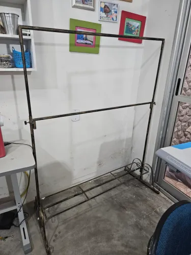 Arara para roupas