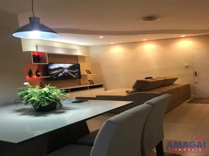 Apartamento com 2 dormitórios para locação no Jd California