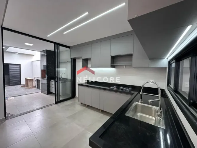 Casa em Rua Jonas Felipe - Jardim Bom Sucesso - Indaiatuba/SP