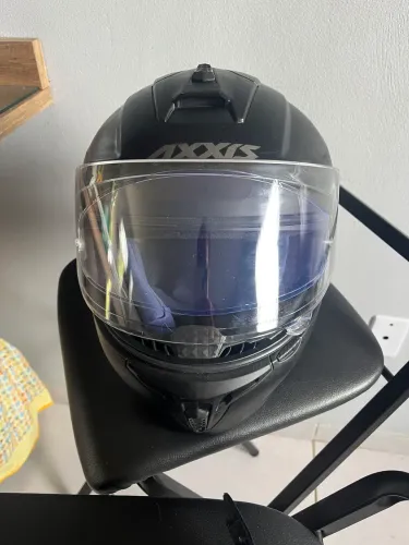 Capacete Preto Axxis Draken - Tamanho M 57-58 em bom estado + viseira fume