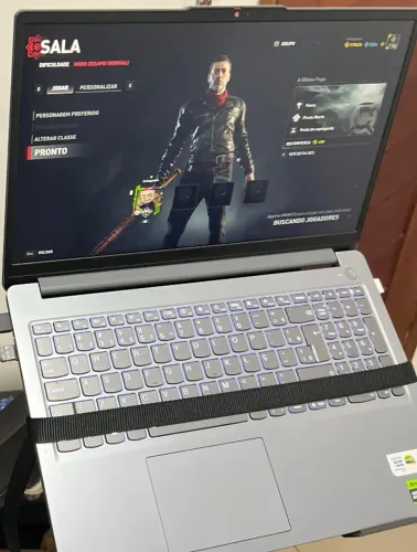 Notebook GAMER Lenovo LOQ-E 15XIAE Core i7 RAM: 32GB RTX 4050 SSD 512GB 15.6 144hz 