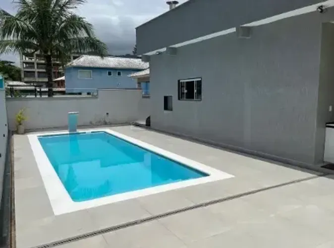 Casa à venda no  Condomínio Reserva do Sahy