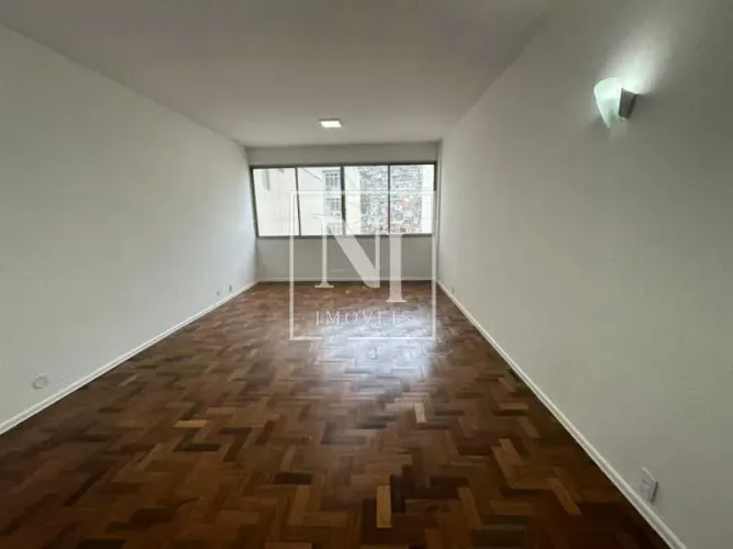 Sala : / Comercial / Copacabana