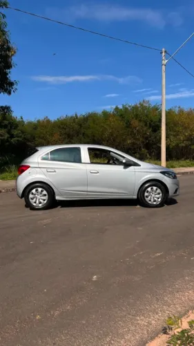 Chevrolet Onix Hatch LT 1.0 8V Flex Mec. 4P 2018