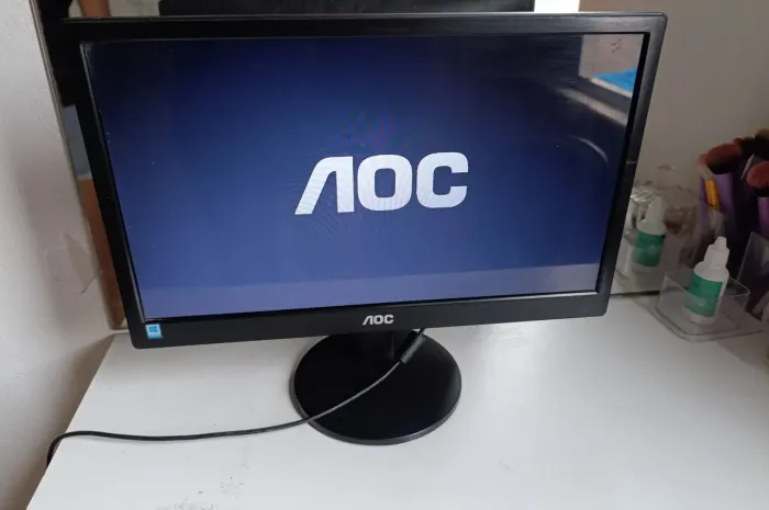 Monitor AOC 15 polegadas 