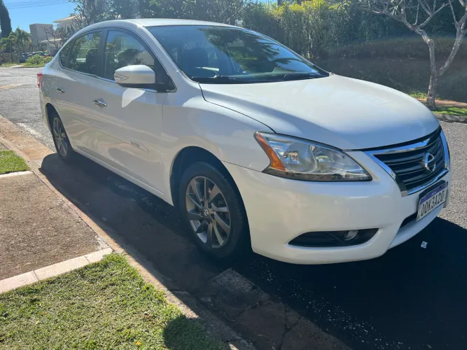 Nissan Sentra SV 2.0 Flexstart 16V Aut. 2014
