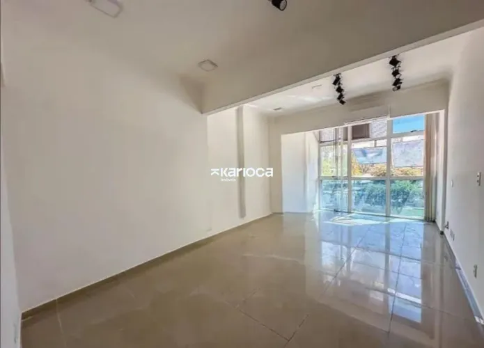 APARTAMENTO A VENDA DE 1 QUARTO NO CENTRO 36M²