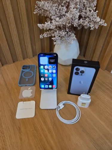 Phone 13 pro azul 128gb - Completo com Caixa / Muito Conservado)