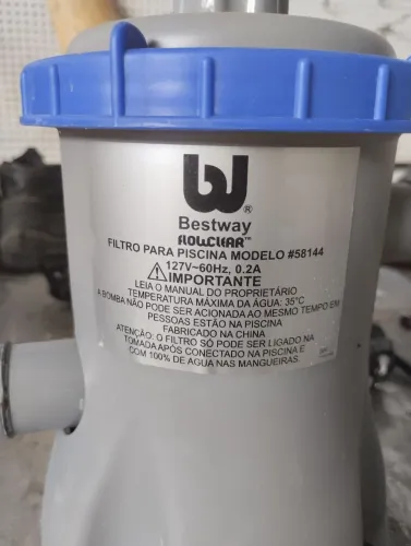 Bomba para piscina inflável