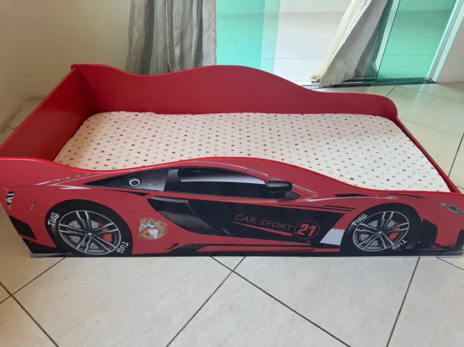Cama infatil c colchão