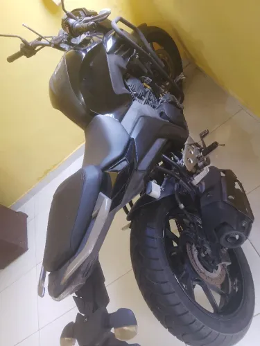 Vendi Moto fazer 250