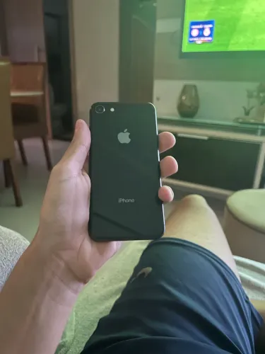 iPhone 8