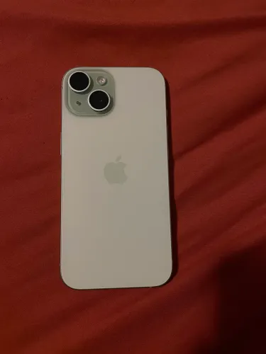 iPhone 15 128GB