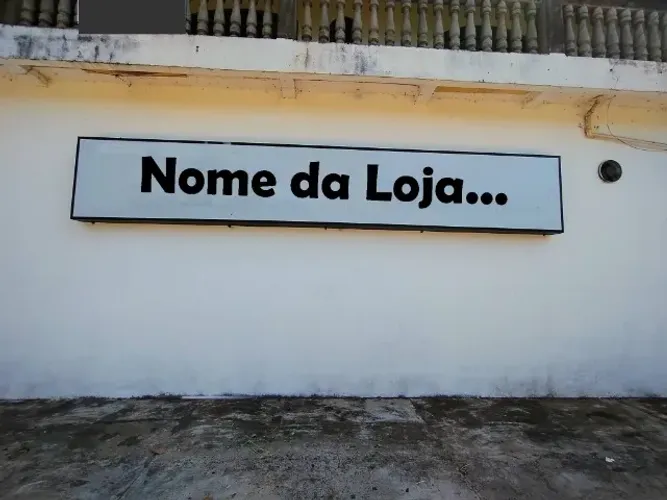 Fachada Loja Lona Blacklight
