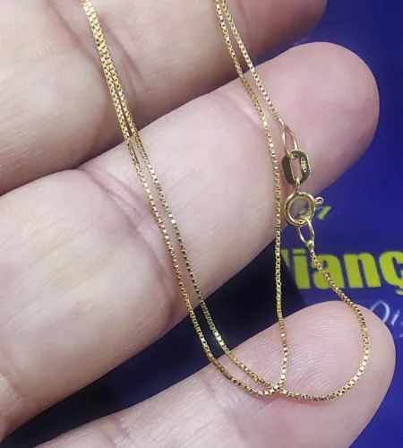 Cordão Veneziano Ouro 18 kilates Peso 1.00 Grama 0.50 mm tamanho 45 Cm