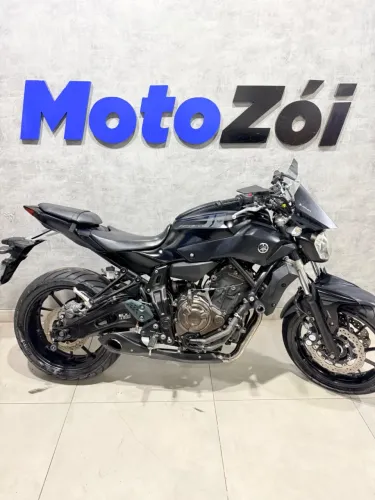 YAMAHA MT-07 ABS PRETO 2018