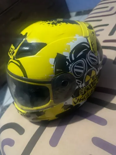 Capacete excelente