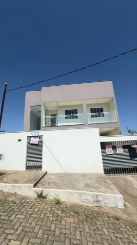 Casão com 04 quartos - Alto Paraíso