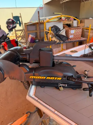 Motor elétrico Minn Kota 55 libras power drive