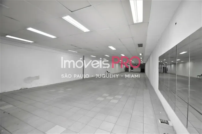 Loja Comercial 1195m² para Venda ou Locação em Pinheiros
