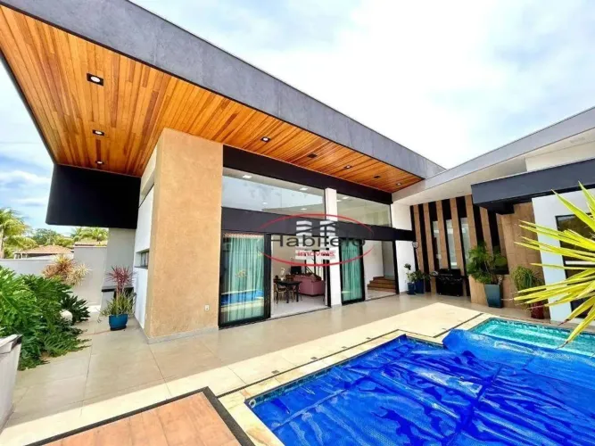 Casa à venda no em Rifaina, no Res. Morada da Fronteira , com 3 suítes, piscina aquecida,