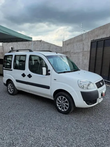 Fiat Doblo Essence 1.8 Flex 16V 5P 2018
