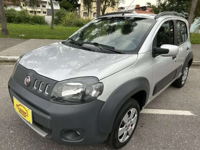Fiat Uno WAY Celeb. 1.0 EVO Fire Flex 8V 5P 2014